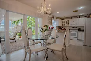 19702 NW 84th Pl, Hialeah, FL 33015 - Photo 5