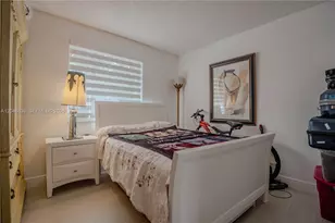 19702 NW 84th Pl, Hialeah, FL 33015 - Photo 21