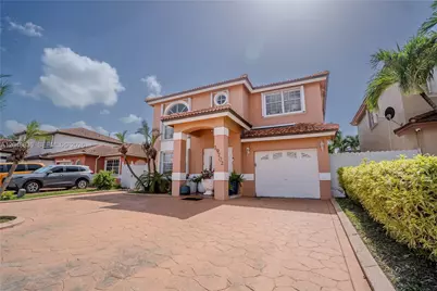19702 NW 84th Pl, Hialeah, FL 33015 - Photo 45