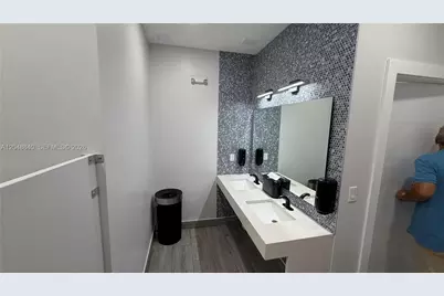 17021 N Bay Rd #914, Sunny Isles Beach, FL 33160 - Photo 31