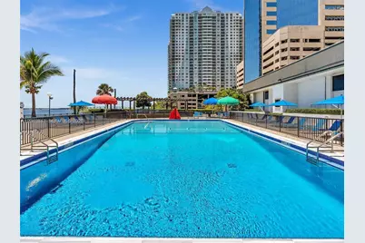 801 Brickell Bay Dr #365, Miami, FL 33131 - Photo 11