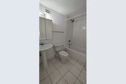 801 Brickell Bay Dr #365, Miami, FL 33131 - Photo 7