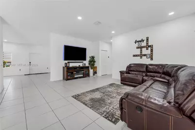 21100 SW 127th Pl, Miami, FL 33177 - Photo 11