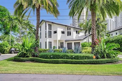 113 Holiday Dr, Hallandale Beach, FL 33009 - Photo 7