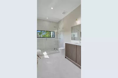 113 Holiday Dr, Hallandale Beach, FL 33009 - Photo 49