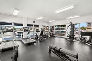 1833 S Ocean Dr, Hallandale Beach, FL 33009 - Photo 25