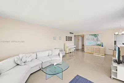 1833 S Ocean Dr #911, Hallandale Beach, FL 33009 - Photo 9