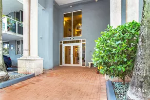 5091 NW 7th St, Miami, FL 33126 - Photo 11