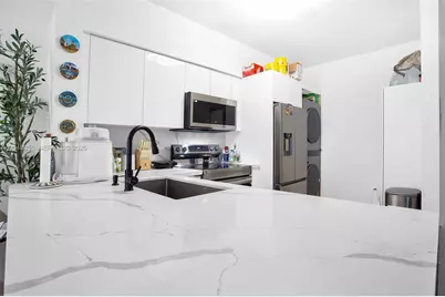 5091 NW 7th St #TS-11, Miami, FL 33126 - Photo 13