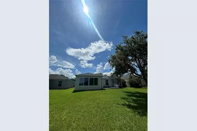 1112 W 13th Sq, Vero Beach, FL 32960 - Photo 9