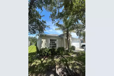 1112 W 13th Sq, Vero Beach, FL 32960 - Photo 1