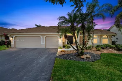 5242 NW 109th Ln, Coral Springs, FL 33076 - Photo 3