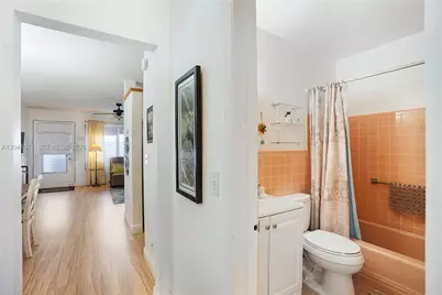 820 SW 11th Ave #18B, Hallandale Beach, FL 33009 - Photo 5