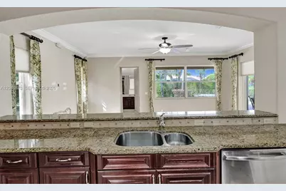 7607 NW 127th Mnr, Parkland, FL 33076 - Photo 21