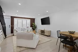 10211 SW 77th Ct, Miami, FL 33156 - Photo 7