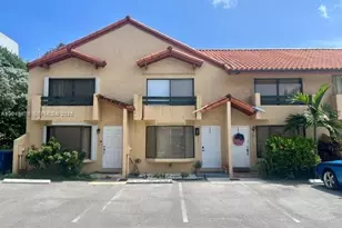 10211 SW 77th Ct, Miami, FL 33156 - Photo 1