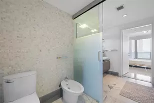 200 Biscayne Blvd Way, Miami, FL 33131 - Photo 15