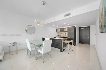 200 Biscayne Boulevard Way #4314, Miami, FL 33131 - Photo 3