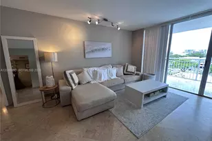 18021 Biscayne Blvd, Aventura, FL 33160 - Photo 1