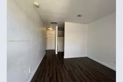3024 NW 2nd St, Pompano Beach, FL 33069 - Photo 5