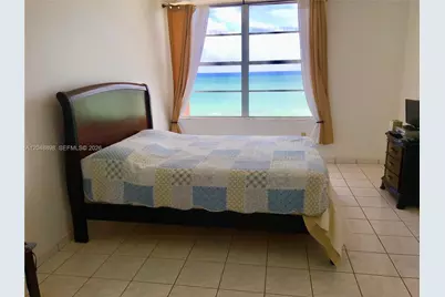 2899 Collins Ave #1143, Miami Beach, FL 33140 - Photo 9
