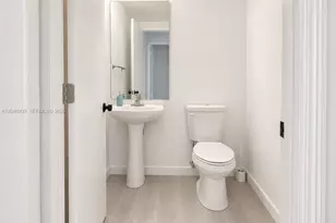 1088 SW 144th Ave, Pembroke Pines, FL 33027 - Photo 19