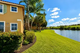 1088 SW 144th Ave, Pembroke Pines, FL 33027 - Photo 35