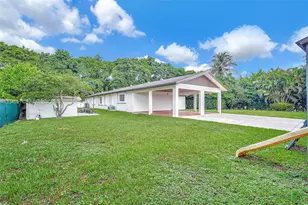 19200 SW 216th St, Miami, FL 33170 - Photo 5