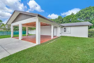 19200 SW 216th St, Miami, FL 33170 - Photo 3