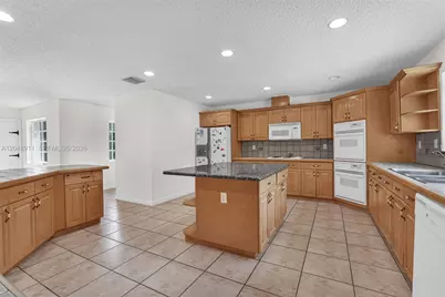 19200 SW 216th St, Miami, FL 33170 - Photo 21