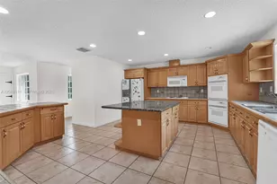 19200 SW 216th St, Miami, FL 33170 - Photo 21