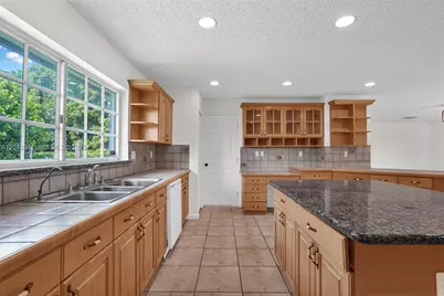 19200 SW 216th St, Miami, FL 33170 - Photo 23