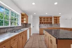 19200 SW 216th St, Miami, FL 33170 - Photo 23