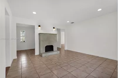 19200 SW 216th St, Miami, FL 33170 - Photo 13