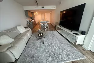 650 NE 32nd St, Miami, FL 33137 - Photo 13