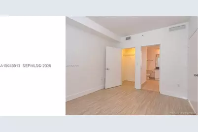 90 SW 3rd St #2609, Miami, FL 33130 - Photo 9