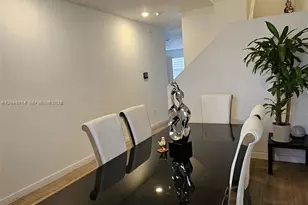 1677 SE 8th Ave, Homestead, FL 33034 - Photo 5