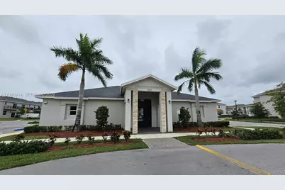 1677 SE 8th Ave, Homestead, FL 33034 - Photo 31