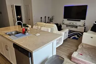 1677 SE 8th Ave, Homestead, FL 33034 - Photo 7