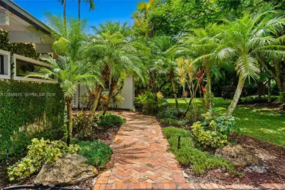 8735 SW 122nd St, Miami, FL 33176 - Photo 25