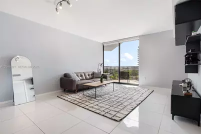 5252 NW 85th Ave #1005, Doral, FL 33166 - Photo 9