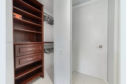 5252 NW 85th Ave #1005, Doral, FL 33166 - Photo 11
