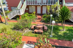 2201 NW 64th Ave, Sunrise, FL 33313 - Photo 25