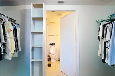 1750 N Bayshore Dr #3611, Miami, FL 33132 - Photo 21