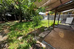1236 NW 33rd Ave, Miami, FL 33125 - Photo 19