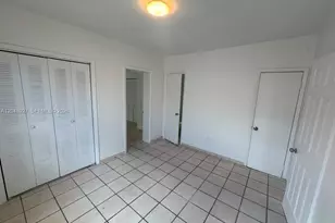 1236 NW 33rd Ave, Miami, FL 33125 - Photo 9