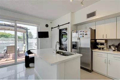 8535 SW 152nd Ave #204, Miami, FL 33193 - Photo 5