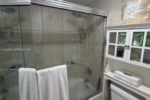 100 Bayview Dr, Sunny Isles Beach, FL 33160 - Photo 5