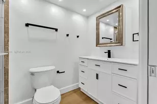 200 Golden Isles Dr, Hallandale Beach, FL 33009 - Photo 19
