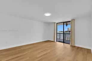 200 Golden Isles Dr, Hallandale Beach, FL 33009 - Photo 21